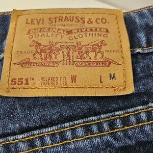 VINTAGE WOMEN'S LEVI'S 551 100% COTTON MADE IN U.S.A - 12 - LIKE NEW